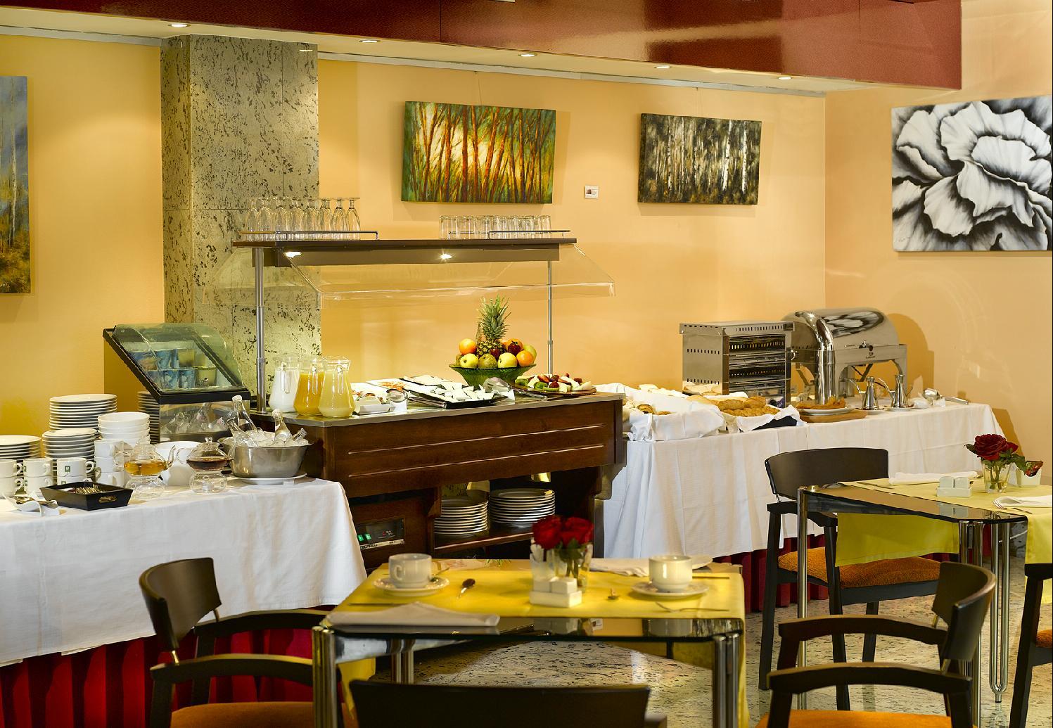 Sercotel San Jose Albacete Restaurant bilde